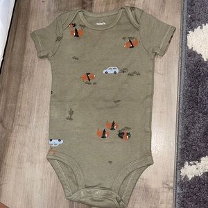 Baby onesie size 9m